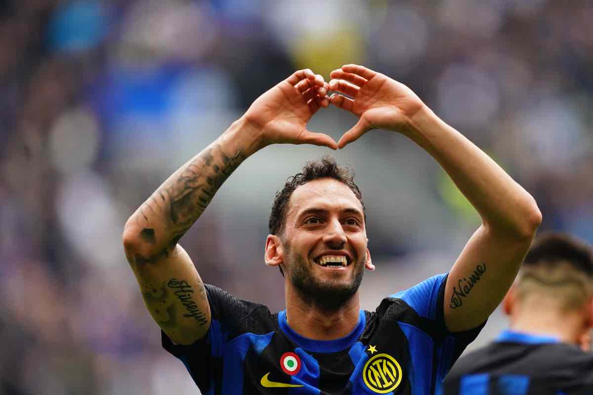 Calhanoglu fa infuriare l'Inter 