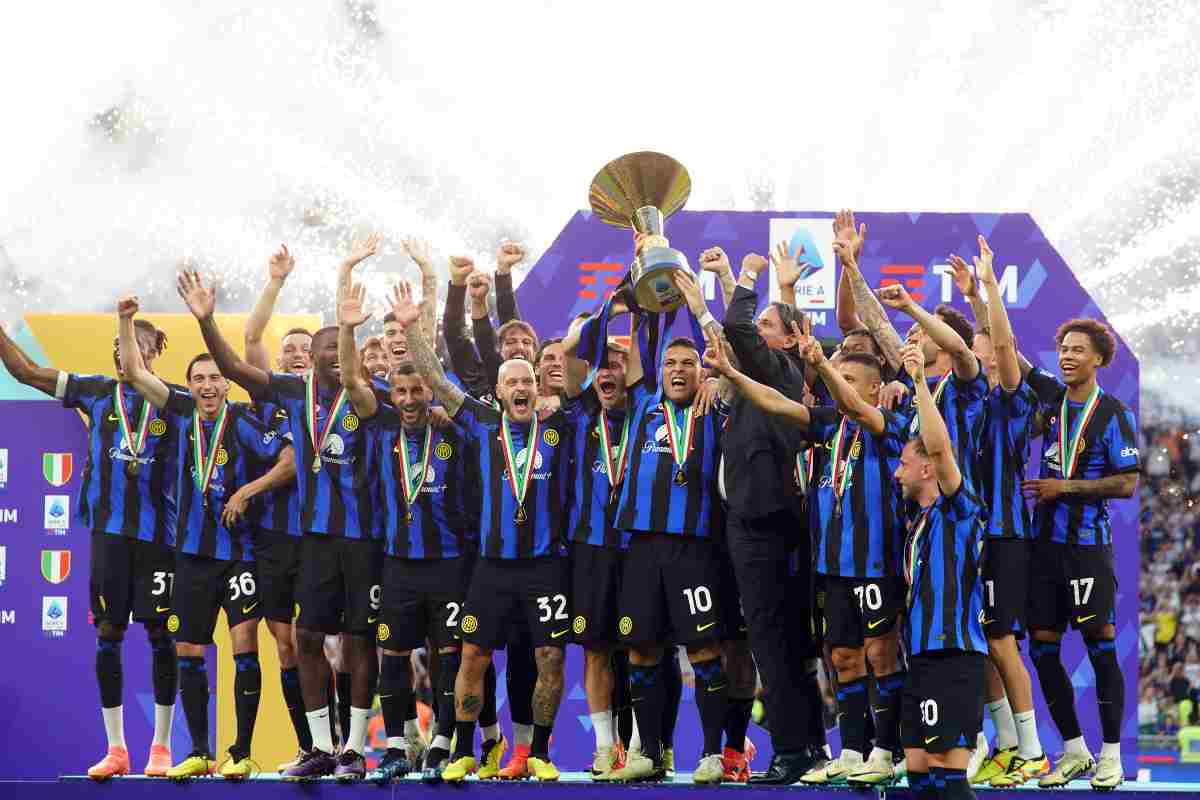 L'Inter copia il Napoli sullo Scudetto