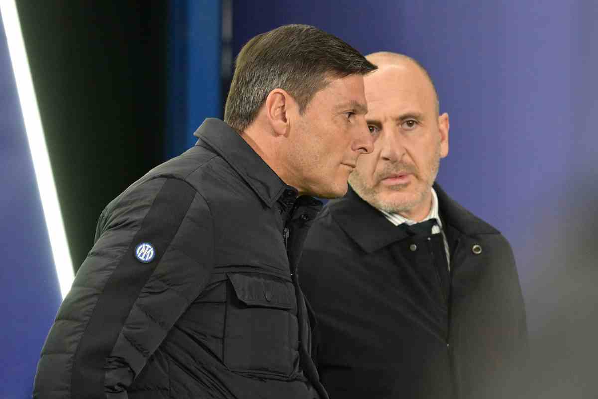 Decisione netta dell'Inter sull'attaccante: rinnovo e poi cessione