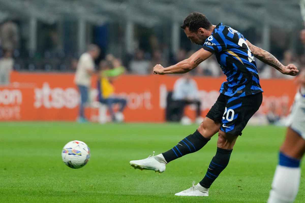 Inter, le condizioni di Hakan Calhanoglu