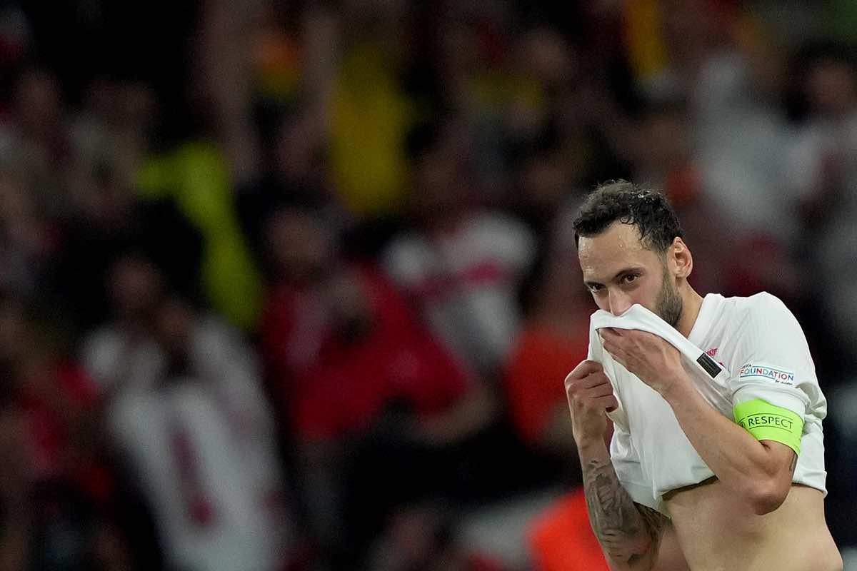 Calhanoglu non si allena in gruppo 