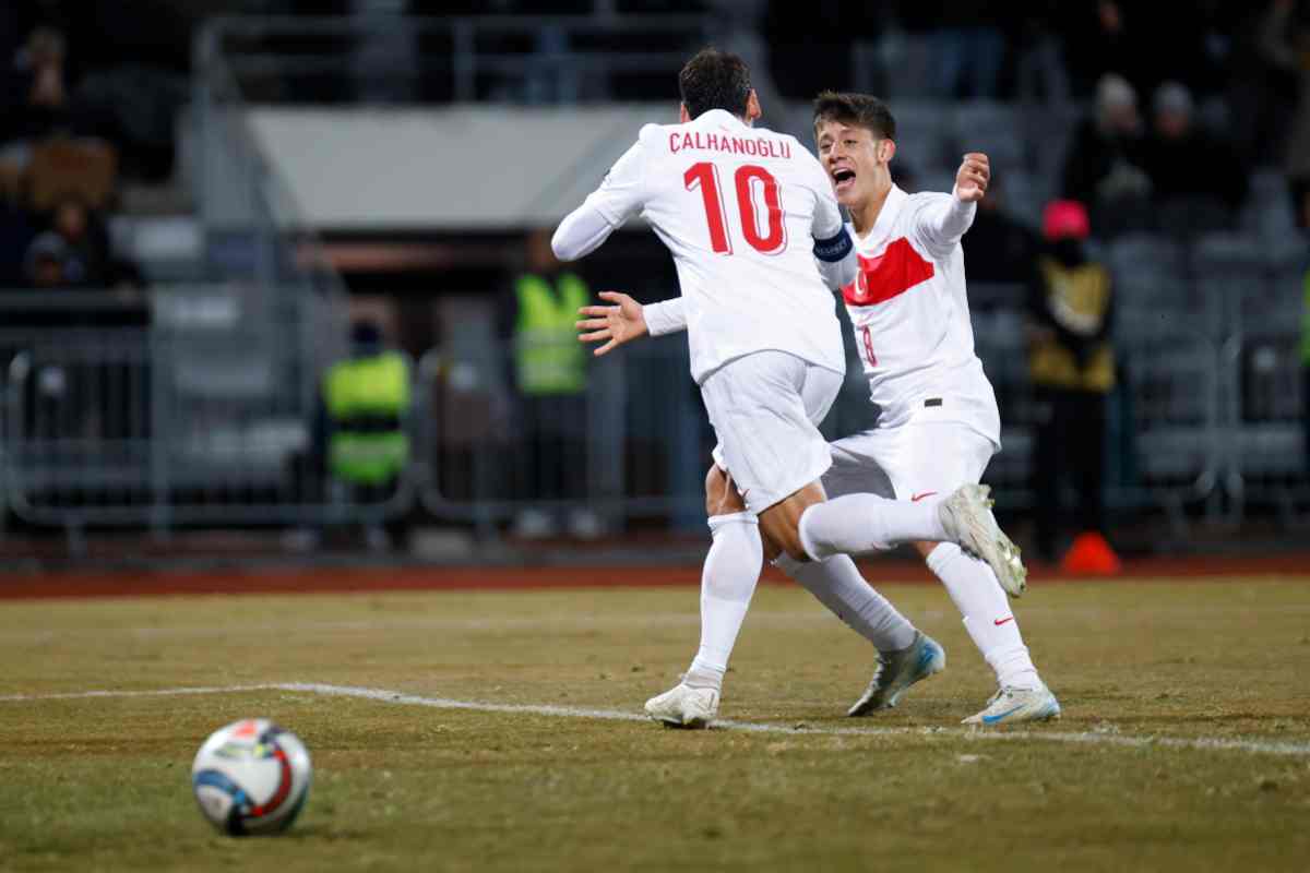 Arda Guler e Calhanoglu