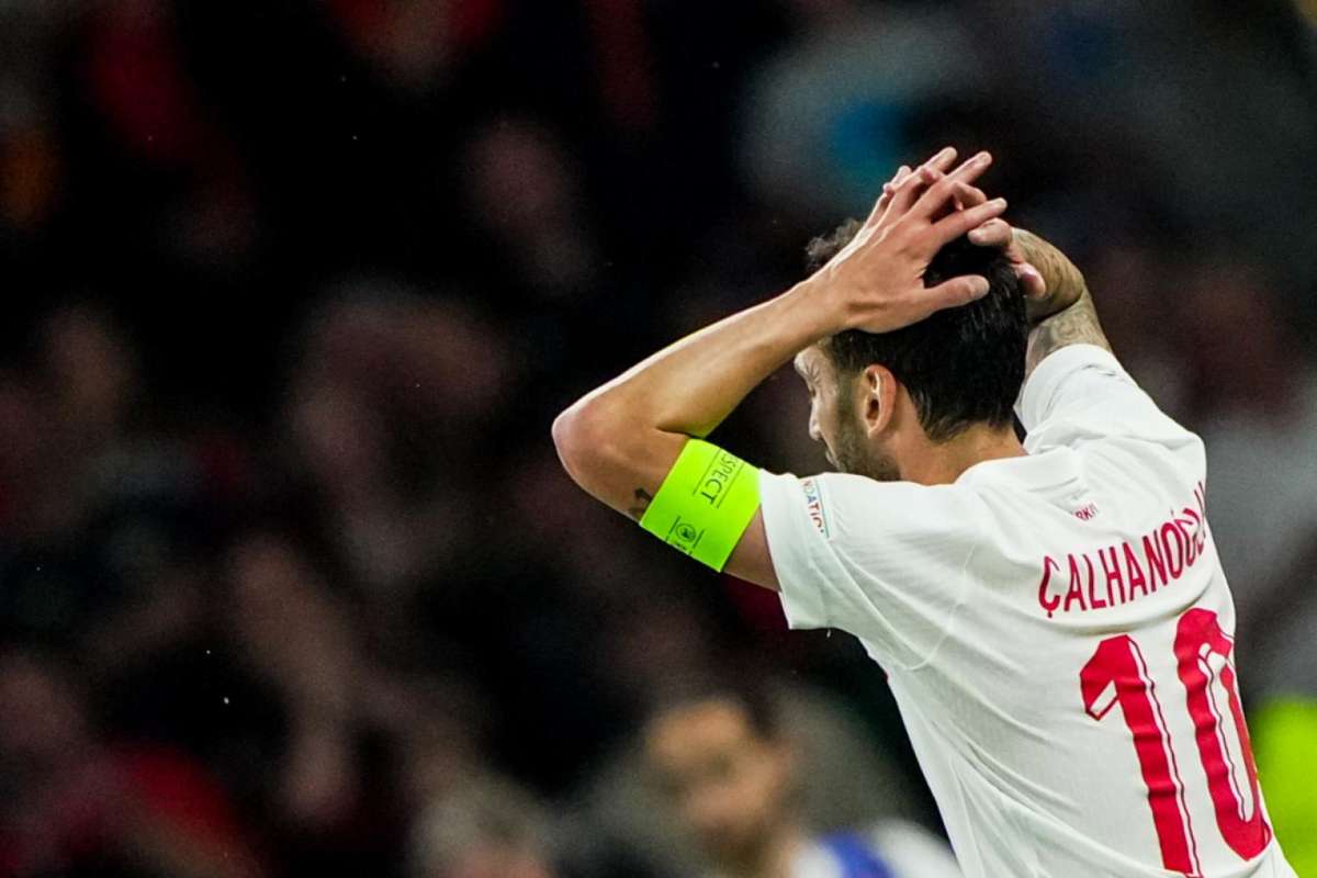 Inter, clamoroso Calhanoglu