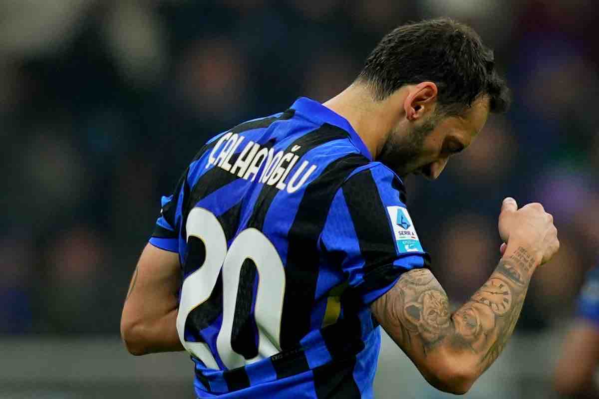 Calhanoglu, Inter-Napoli