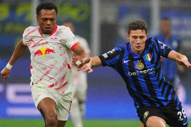 Benjamin Pavard e Lois Openda