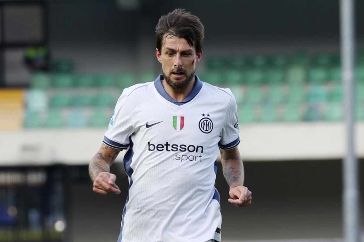 Acerbi corre