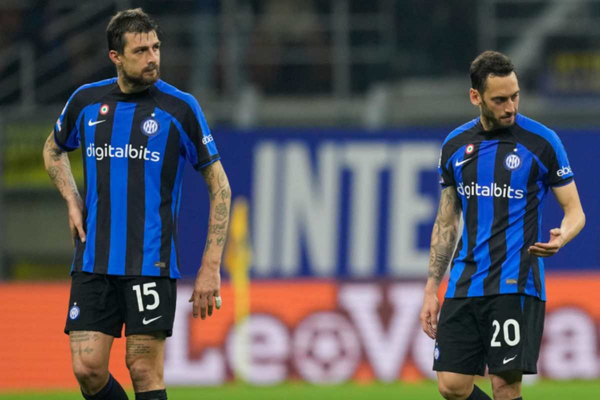 Acerbi e Calhanoglu in campo