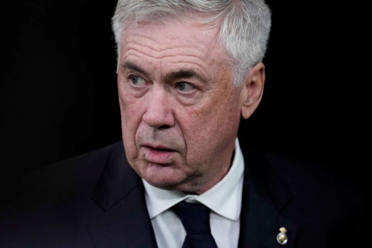 Ancelotti in primo piano