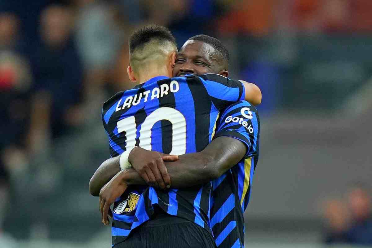 Lautaro e Thuram esultano