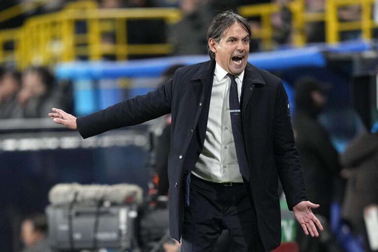 Simone Inzaghi arrabbiato