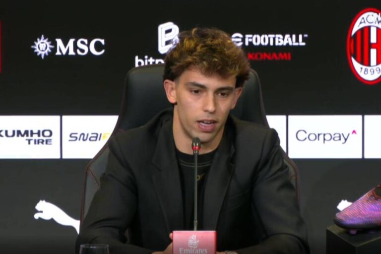 Joao Felix in conferenza stampa